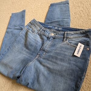NWT Old Navy Super Skinny Jeans - Size 14